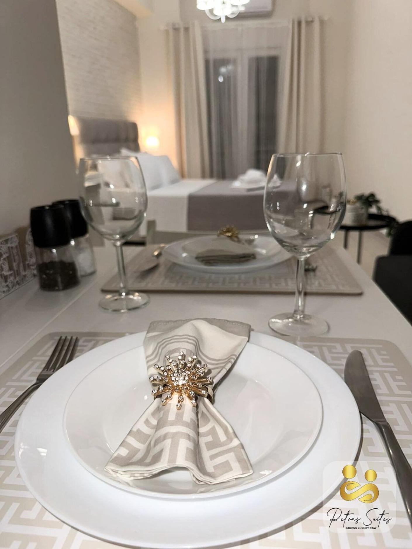 Petras Luxury Suites Atenas Exterior foto