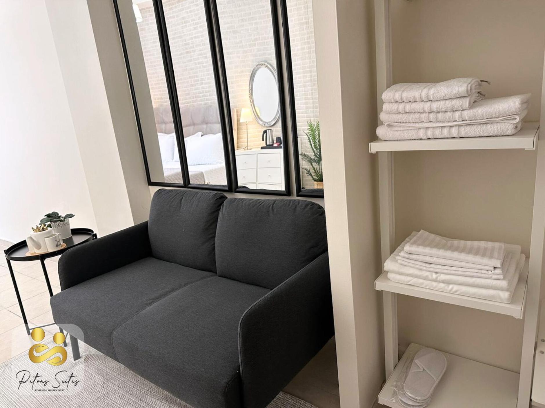 Petras Luxury Suites Atenas Exterior foto